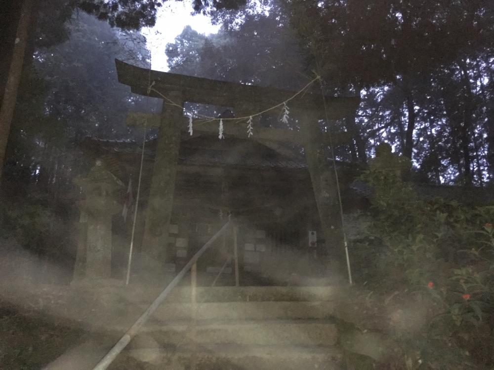 遥拝神社